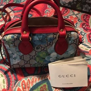 Gucci bloom purse
